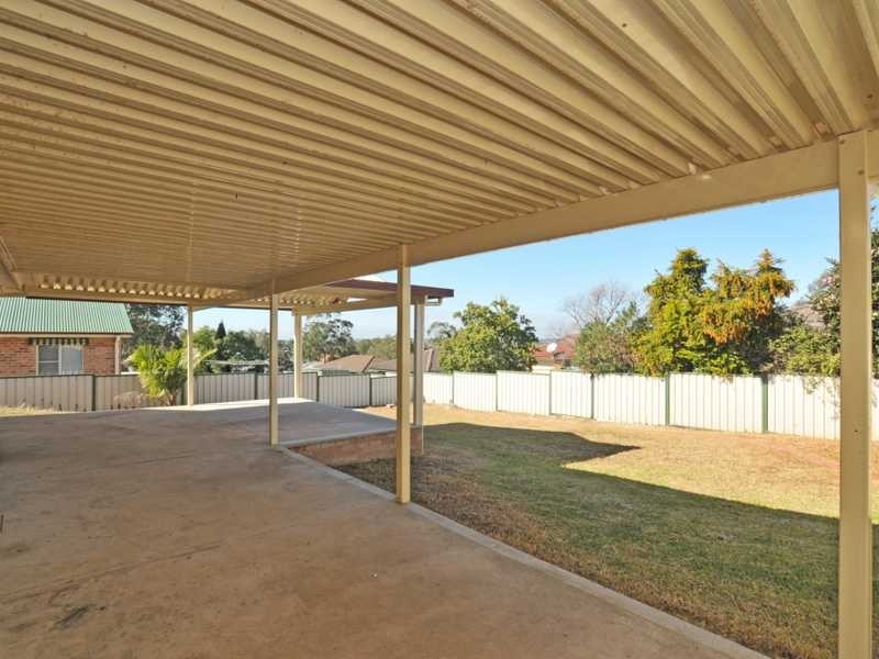 41 Clayton Close, Rutherford NSW 2320