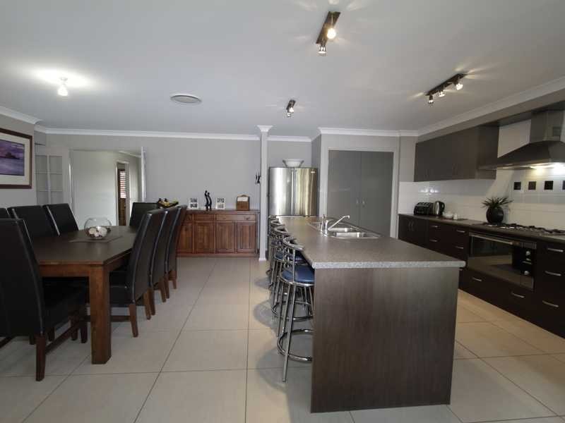 11 Weemala Close, Aberglasslyn NSW 2320