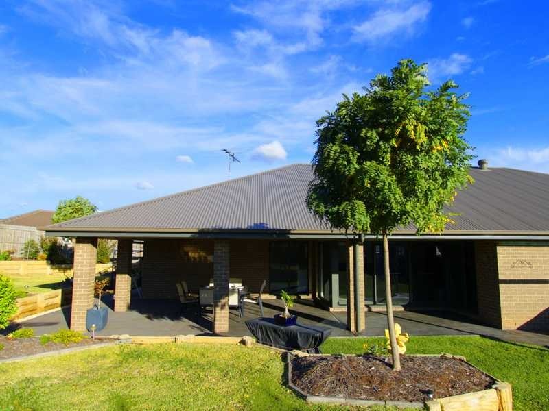 11 Weemala Close, Aberglasslyn NSW 2320