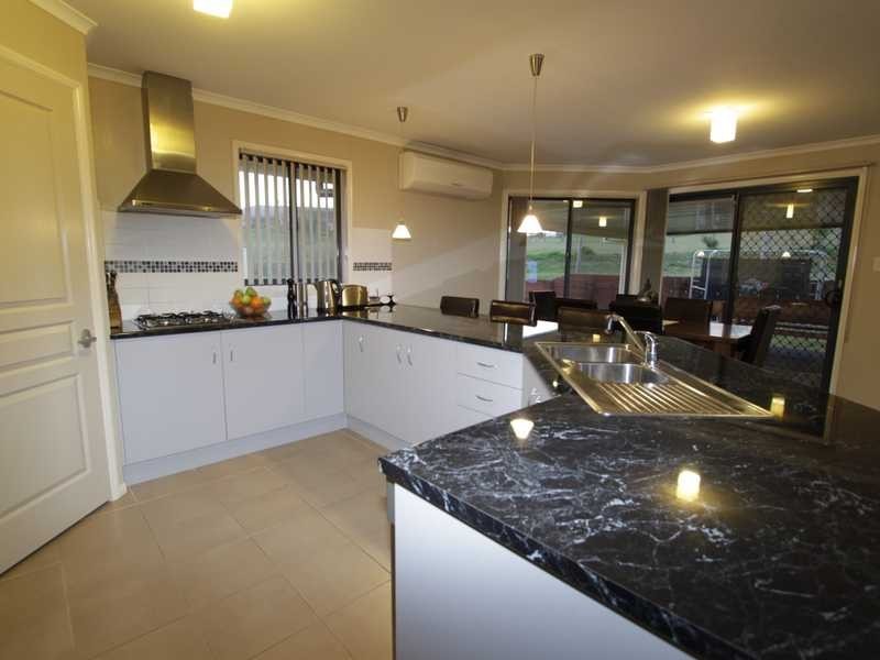 13 Weemala Close, Aberglasslyn NSW 2320