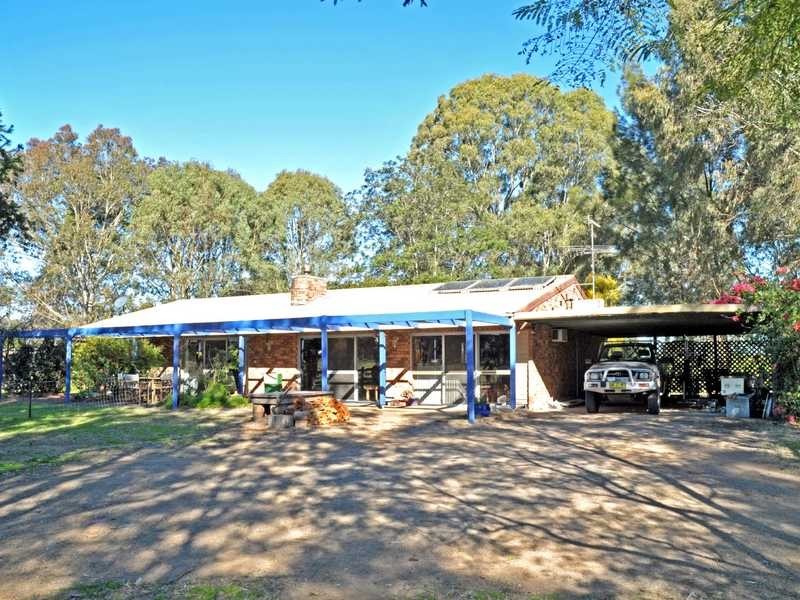 14 Martins Creek Road, Paterson NSW 2421