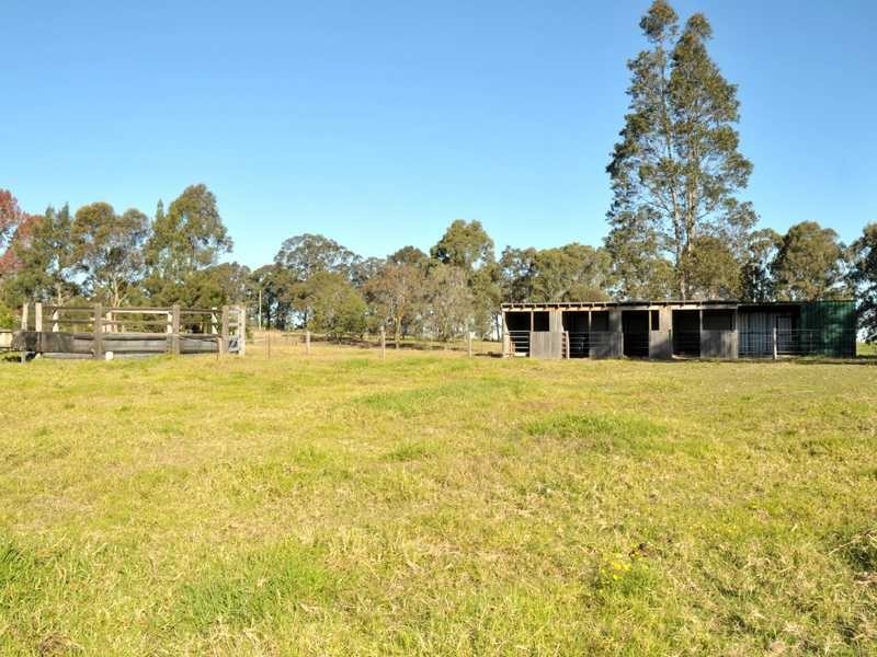 14 Martins Creek Road, Paterson NSW 2421