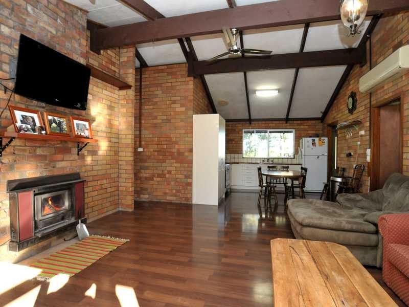 14 Martins Creek Road, Paterson NSW 2421