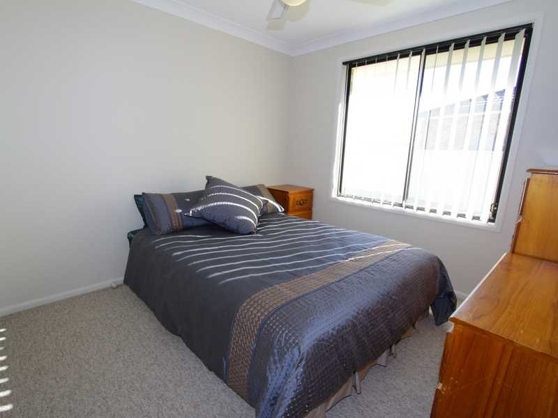 18 Aaron Cove, Aberglasslyn NSW 2320