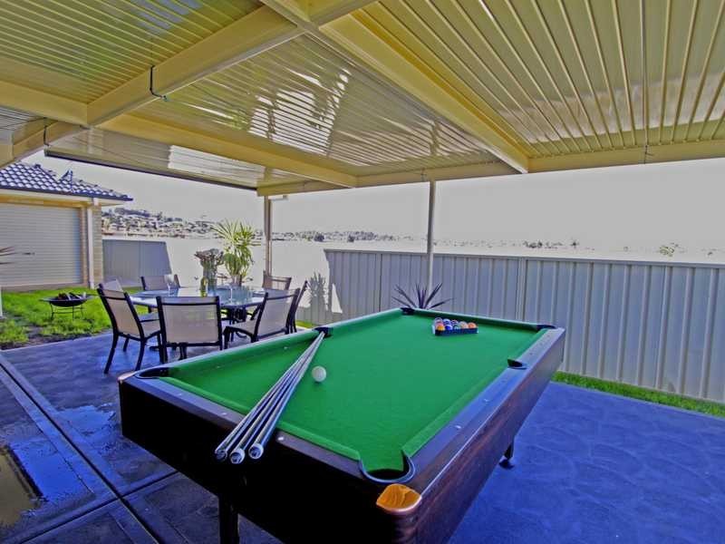 18 Aaron Cove, Aberglasslyn NSW 2320