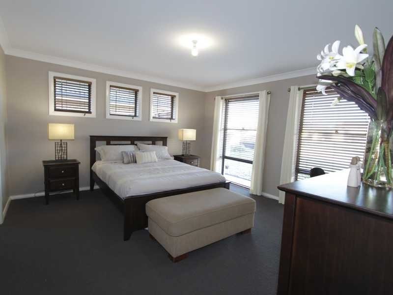 9 Greenwood Grove, Aberglasslyn NSW 2320