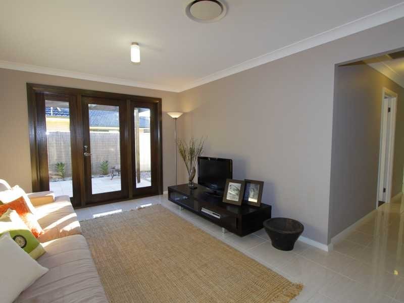 9 Greenwood Grove, Aberglasslyn NSW 2320