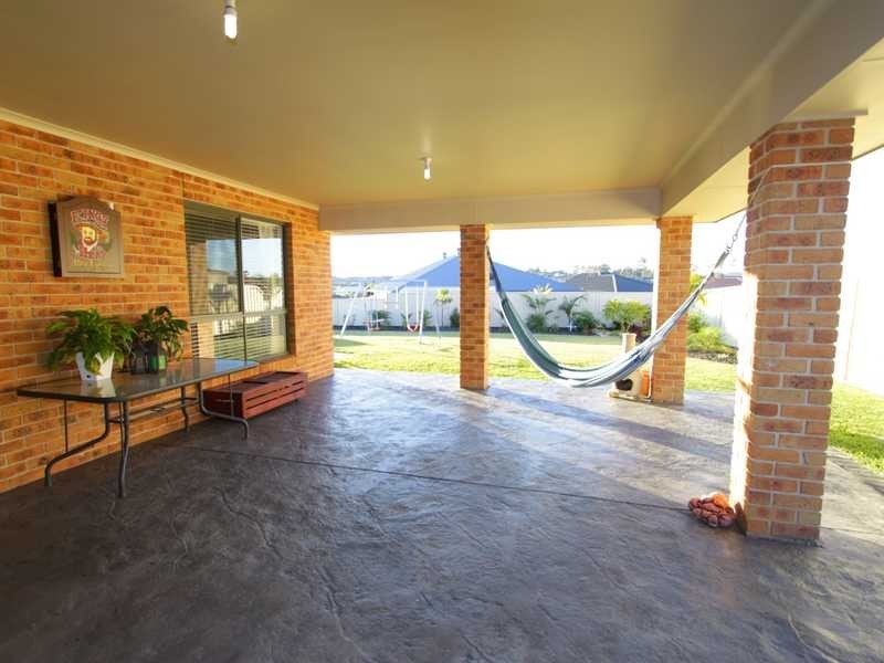 9 Greenwood Grove, Aberglasslyn NSW 2320