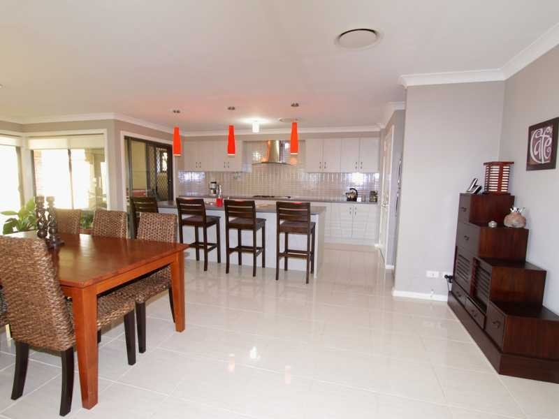 9 Greenwood Grove, Aberglasslyn NSW 2320