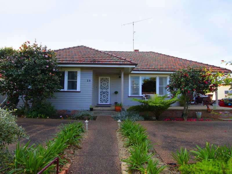 29 George Street, Telarah NSW 2320