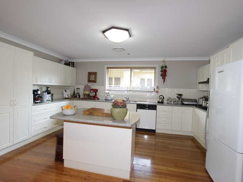 20 Denison Rd, Bolwarra NSW 2320