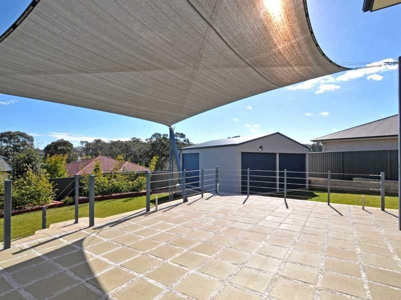 10 Caitlin Cl, Bolwarra Heights NSW 2320