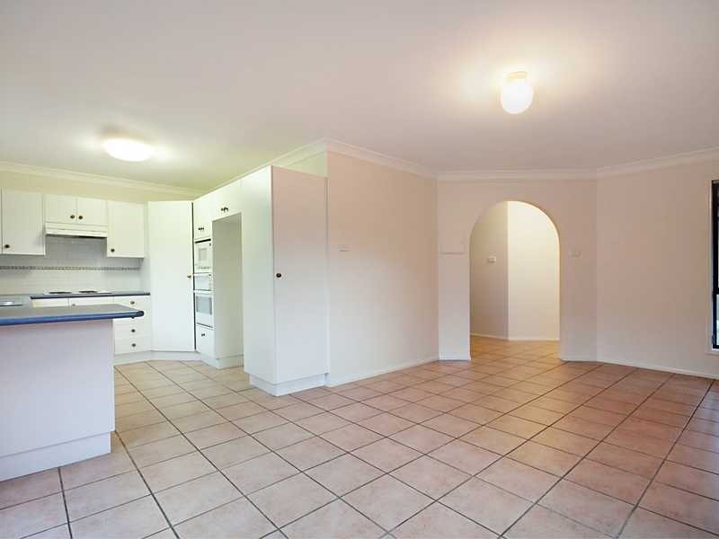 Villa/1/94 Rocky Point Road, Fingal Bay NSW 2315