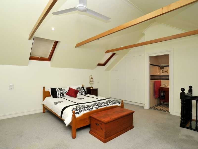 2 Regent Street, Maitland NSW 2320