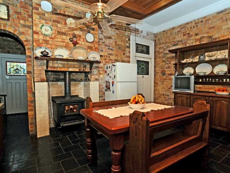 2 Regent Street, Maitland NSW 2320