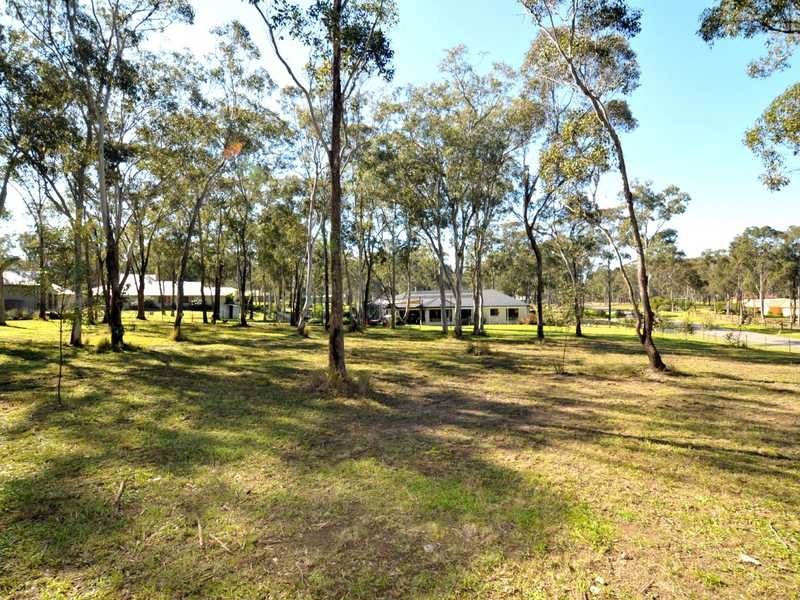 1 Bowalla Cl, Wallalong NSW 2320