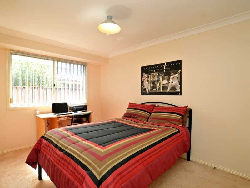 2 Rosebrook Row, East Maitland NSW 2323