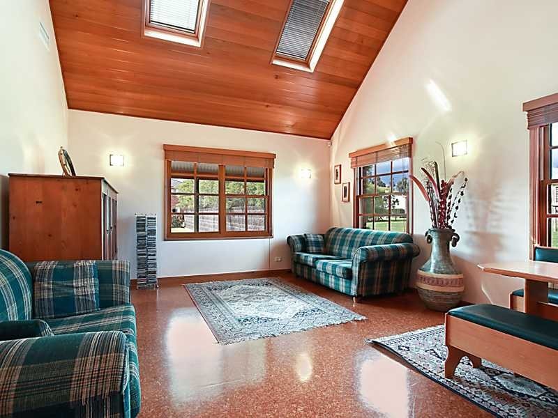 14 Cahill Cl, Black Hill NSW 2322