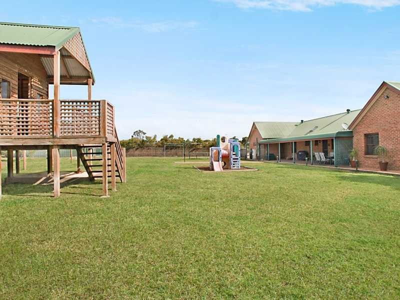14 Cahill Cl, Black Hill NSW 2322