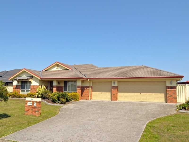 35 Nardoo Ave, Aberglasslyn NSW 2320