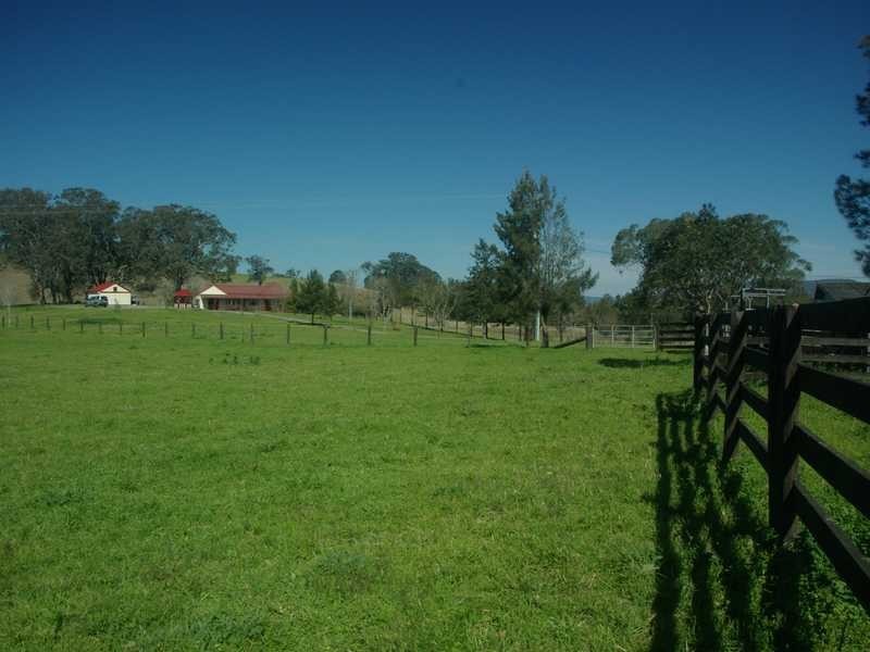 194 Clements Rd, Gresford NSW 2311