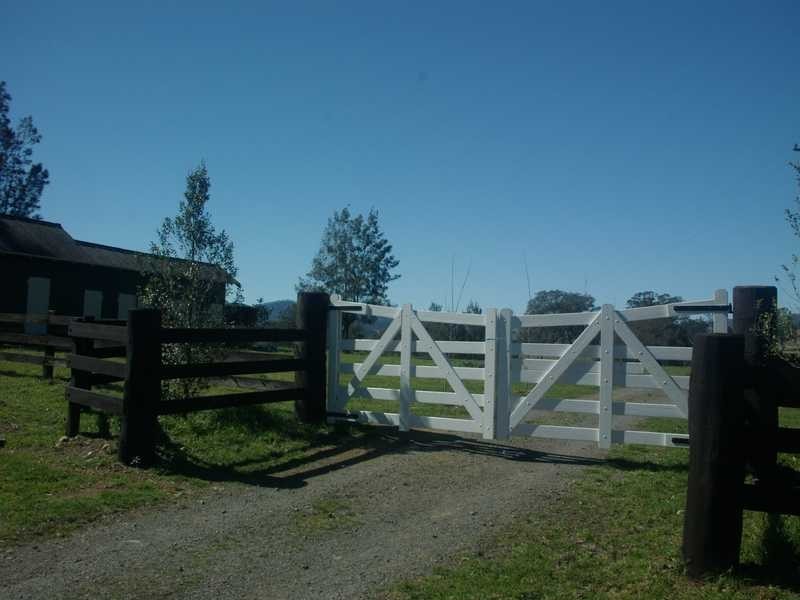 194 Clements Rd, Gresford NSW 2311