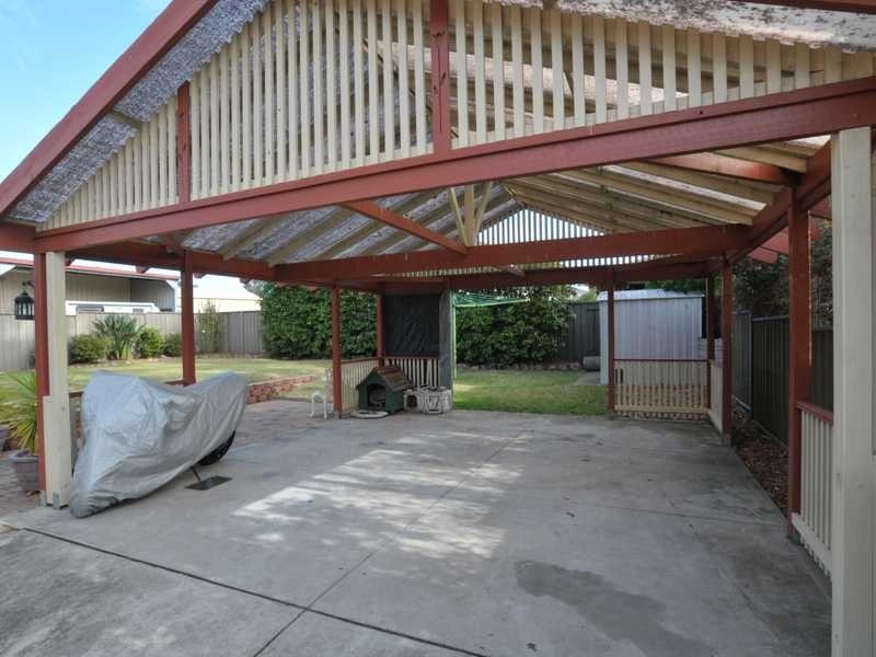 12 Stronach Avenue, East Maitland NSW 2323