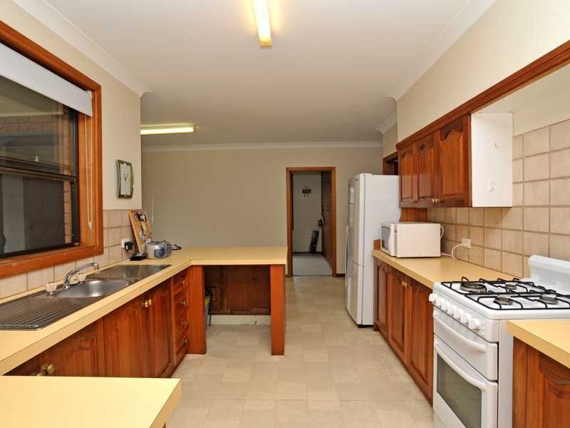 15 Fairfax St, Rutherford NSW 2320