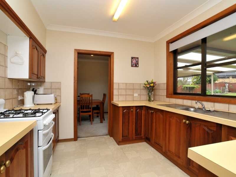 15 Fairfax St, Rutherford NSW 2320