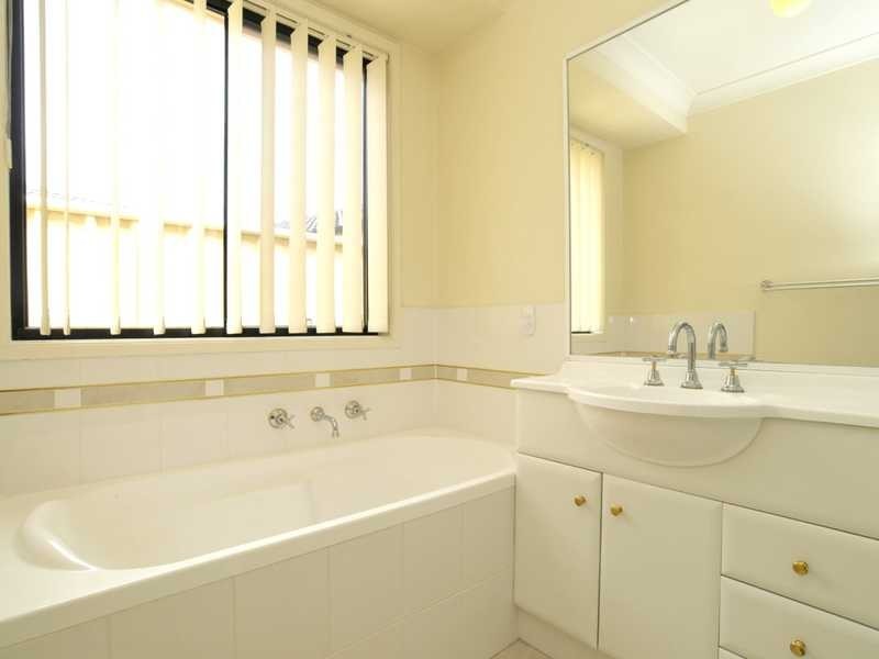 14 Parkside Cres, Thornton NSW 2322