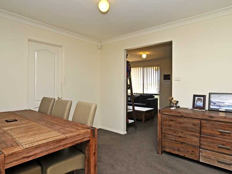 14 Parkside Cres, Thornton NSW 2322