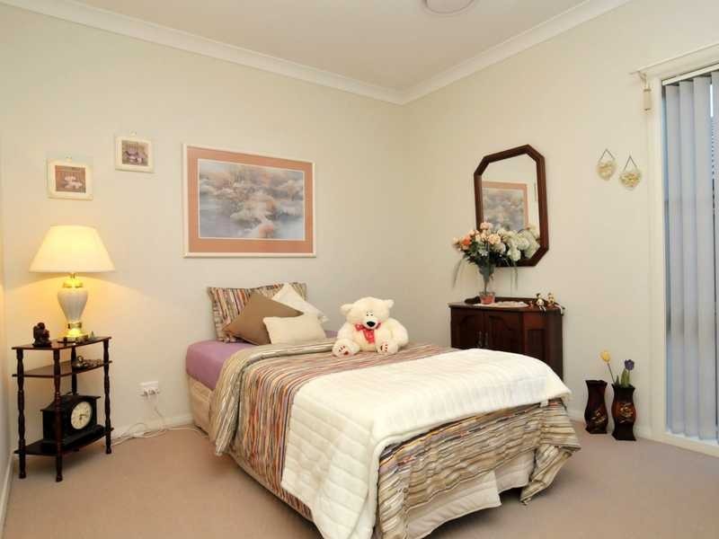 6 Johnson Dr, East Maitland NSW 2323