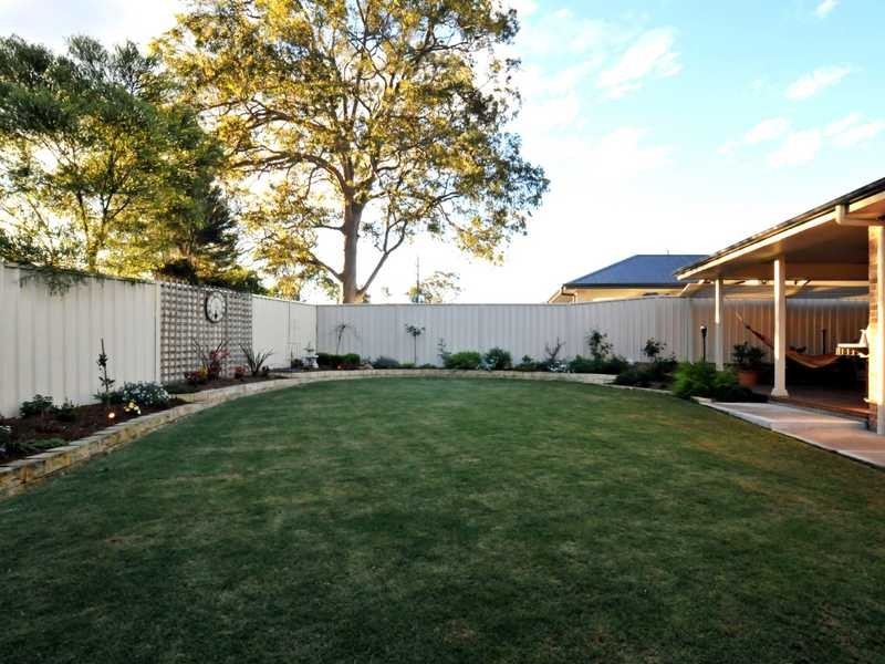 6 Johnson Dr, East Maitland NSW 2323