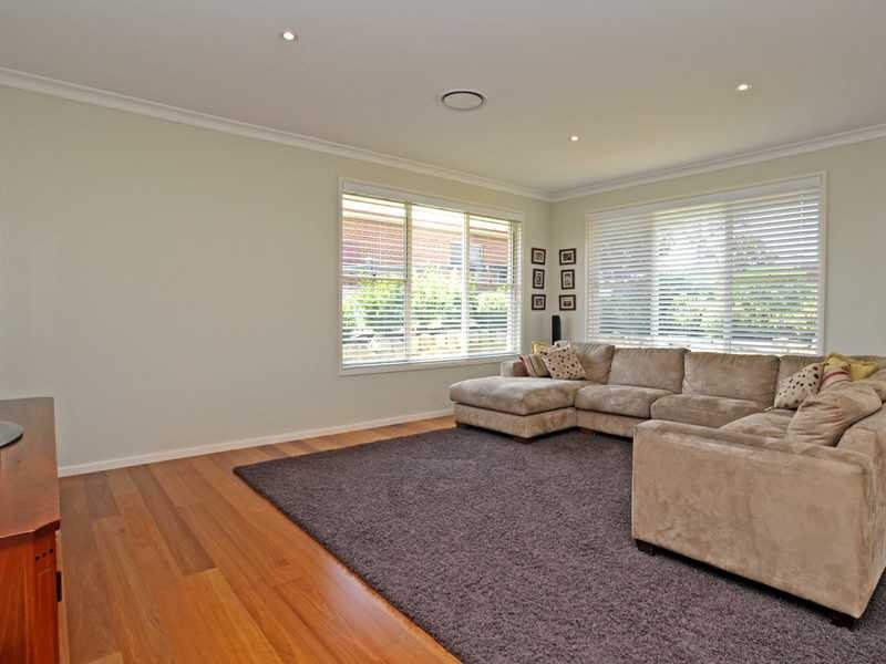 3 Golden Ash Cl, Aberglasslyn NSW 2320