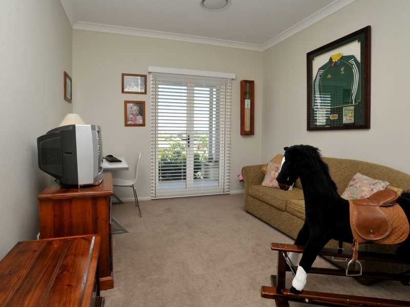 3 Golden Ash Cl, Aberglasslyn NSW 2320
