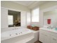 3 Golden Ash Cl, Aberglasslyn NSW 2320