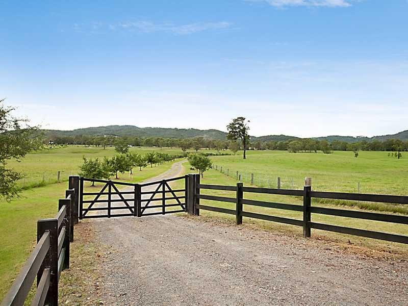 558 Gresford Rd, Paterson NSW 2421