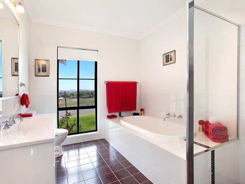 24 Blackley Avenue, Raworth NSW 2321