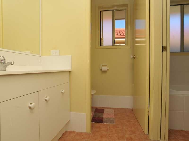 1 Aaron Cove, Rutherford NSW 2320