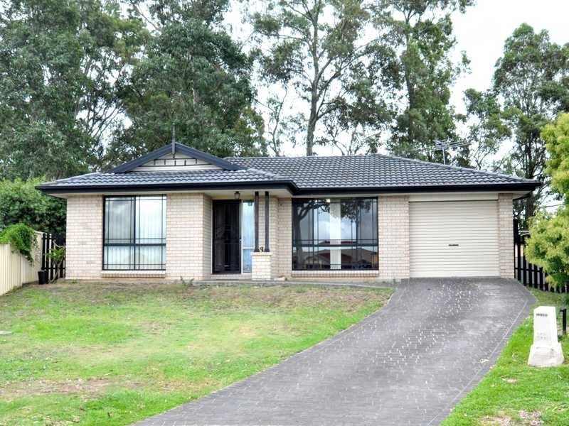 27 Bairds Close, Rutherford NSW 2320