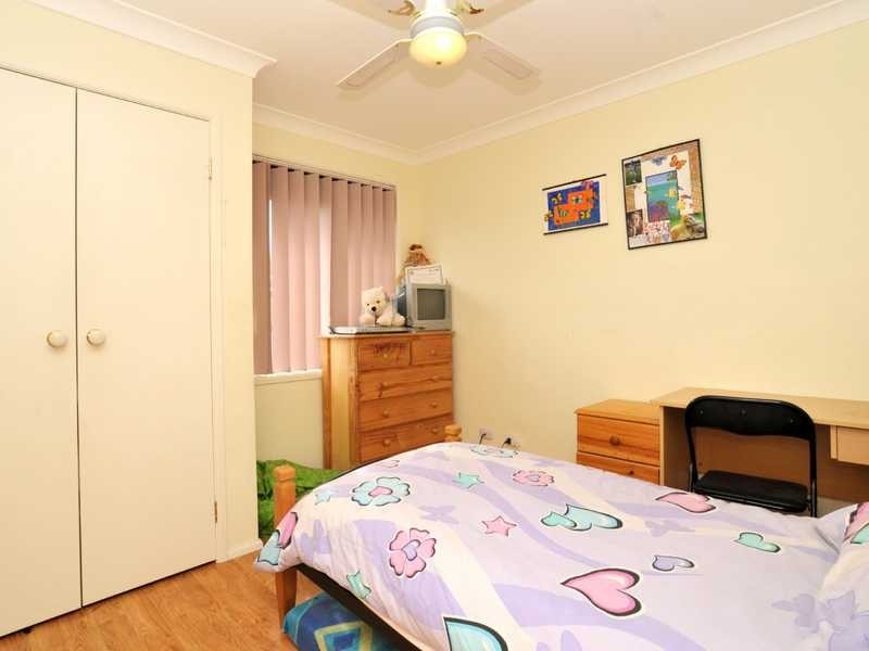 4 Holliday cl, Rutherford NSW 2320