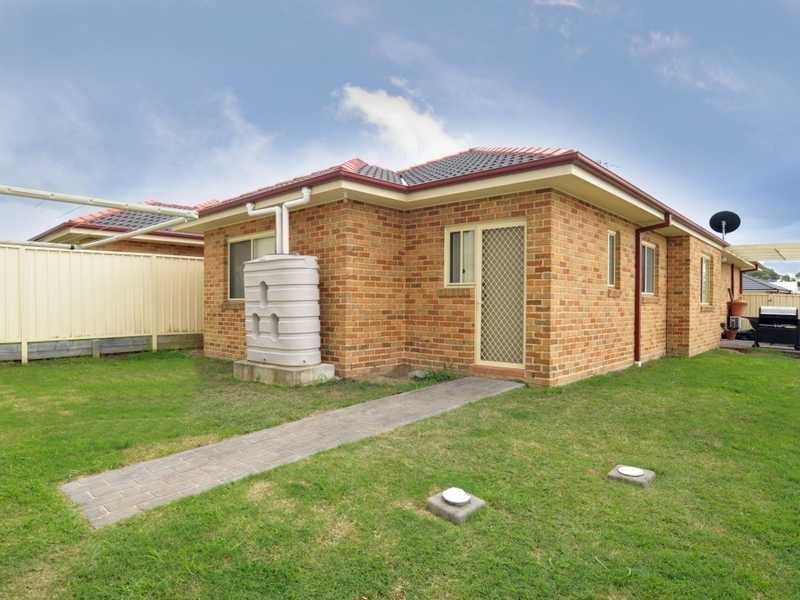 Unit 1/4 Wakefield Close, Morpeth NSW 2321