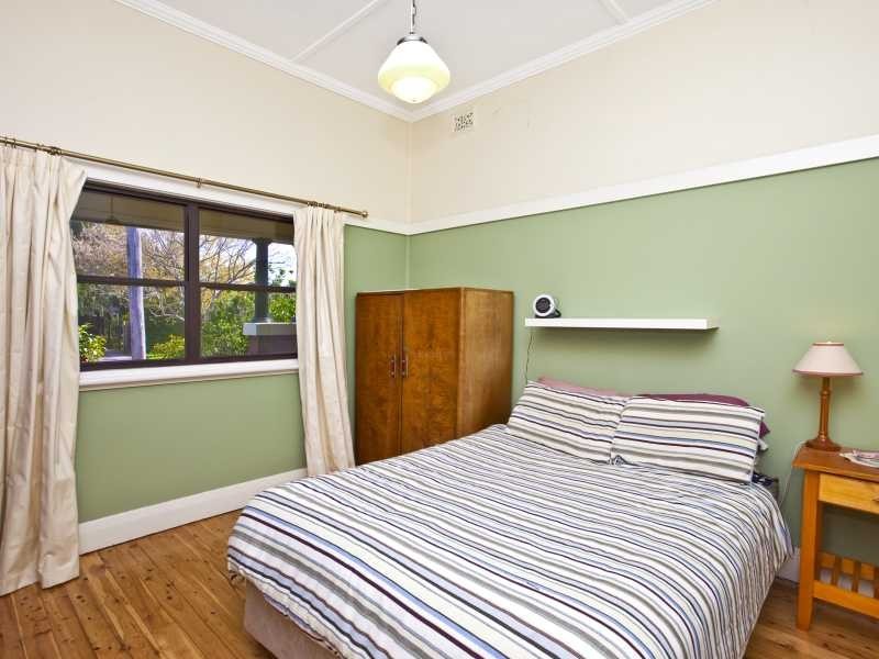 4 Stuart Street, Lorn NSW 2320