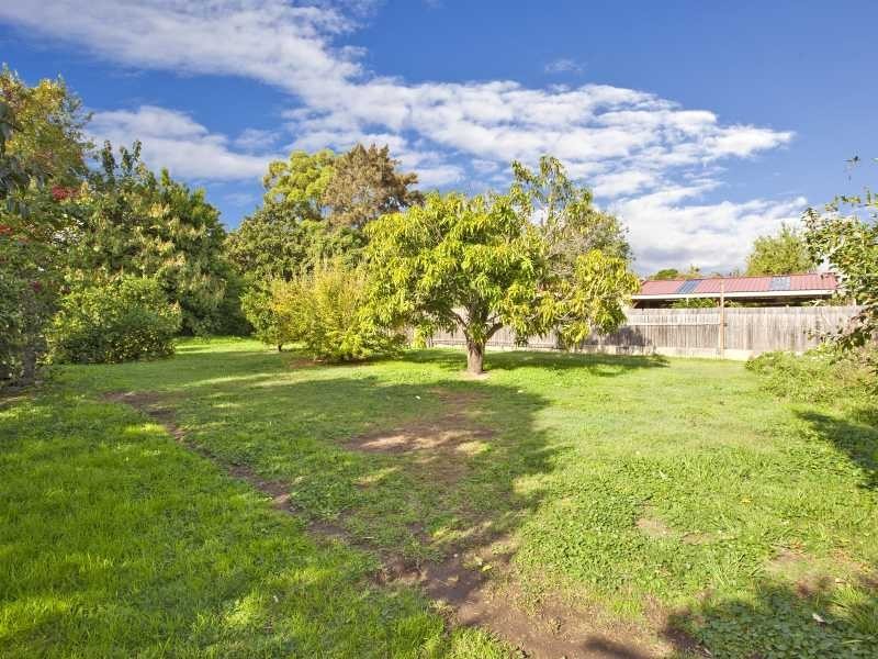 4 Stuart Street, Lorn NSW 2320