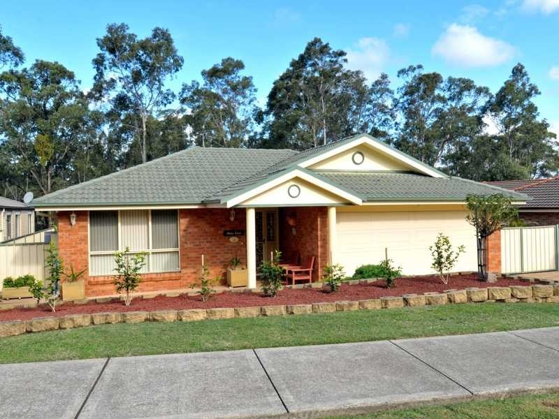 13 Worcester Drive, East Maitland NSW 2323