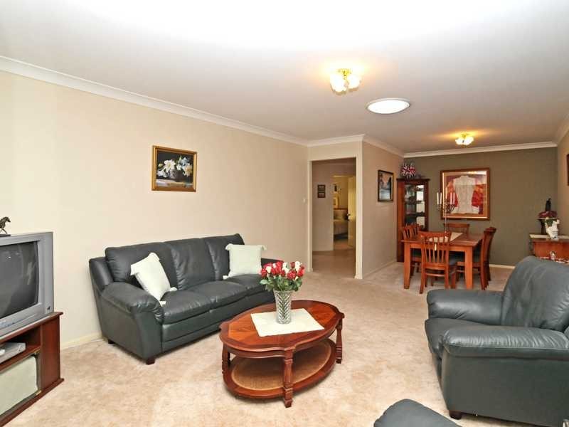 13 Worcester Drive, East Maitland NSW 2323