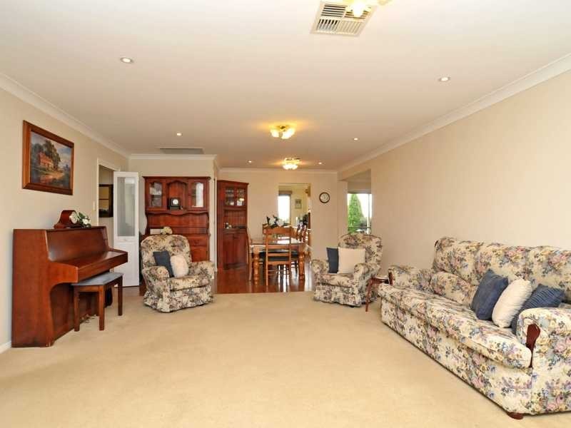 30 Justin Drive, Raworth NSW 2321