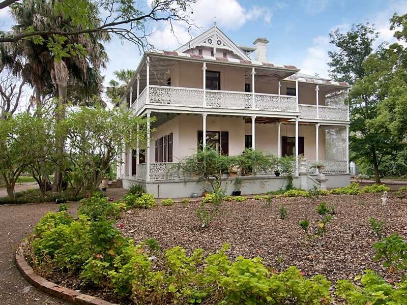 1 Elizabeth Street, East Maitland NSW 2323