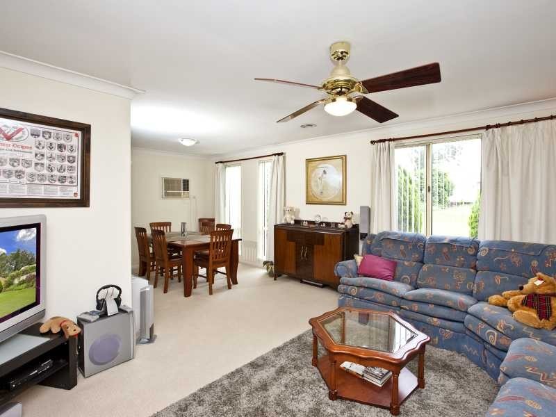 50 Scott St, Wallalong NSW 2320