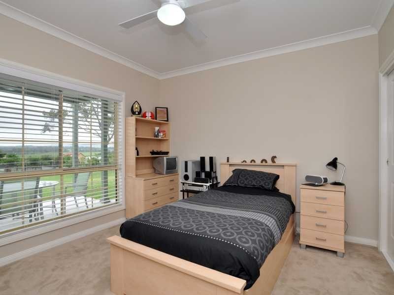 11 Reynolds St, Paterson NSW 2421